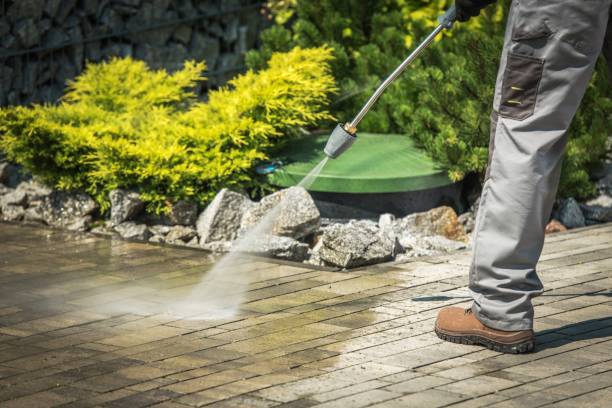 Best Pool Deck Cleaning  in Broad Creek, NC